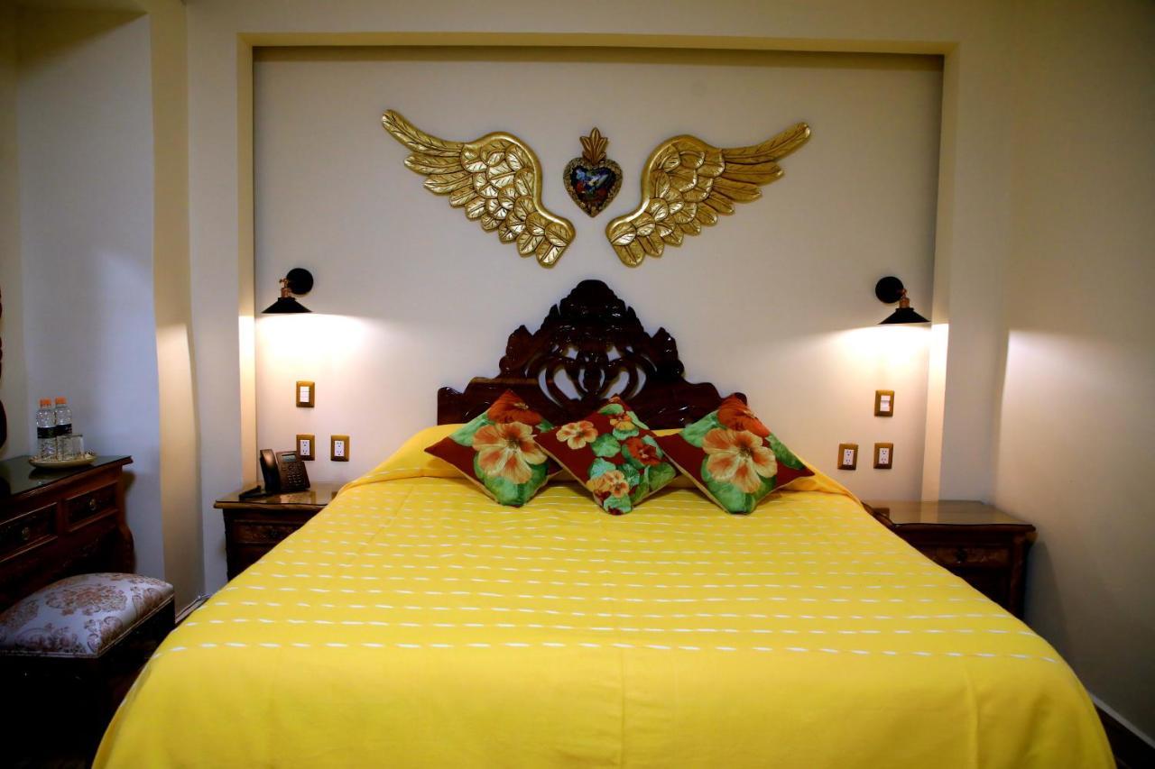 Hotel Casa Baez Patzcuaro Bagian luar foto
