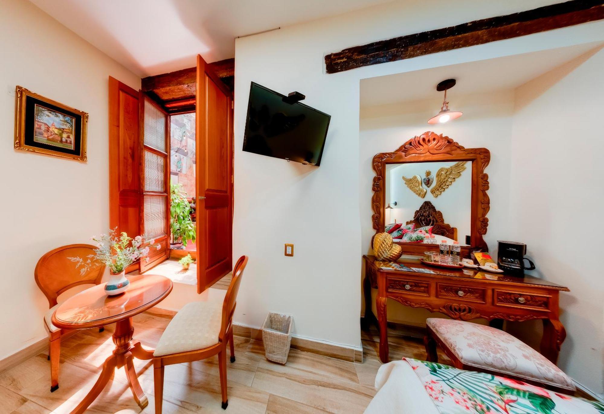 Hotel Casa Baez Patzcuaro Bagian luar foto