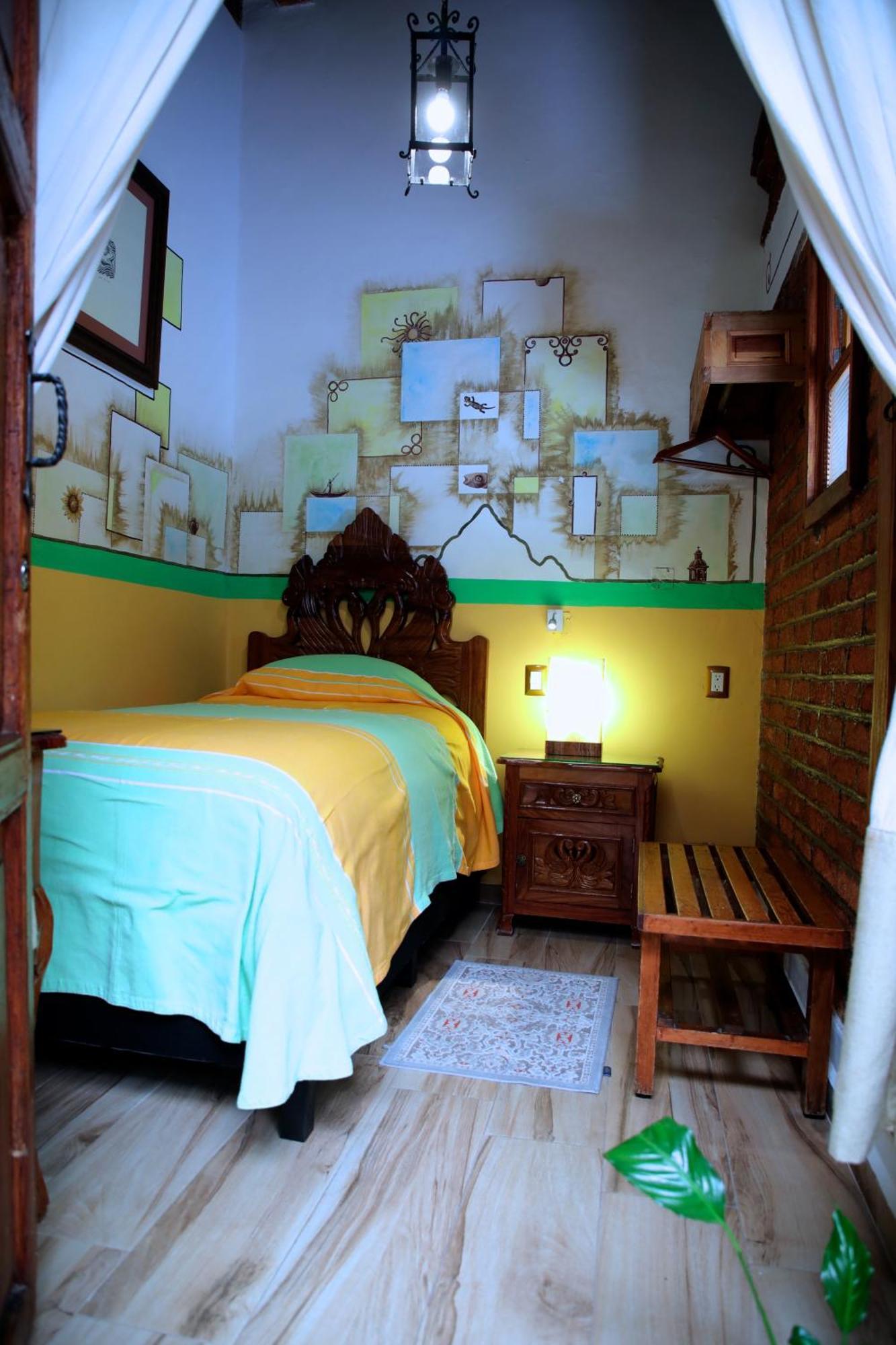 Hotel Casa Baez Patzcuaro Bagian luar foto