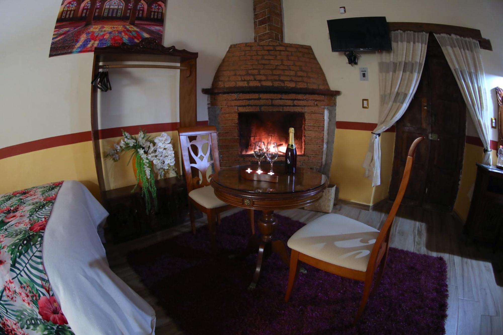 Hotel Casa Baez Patzcuaro Bagian luar foto
