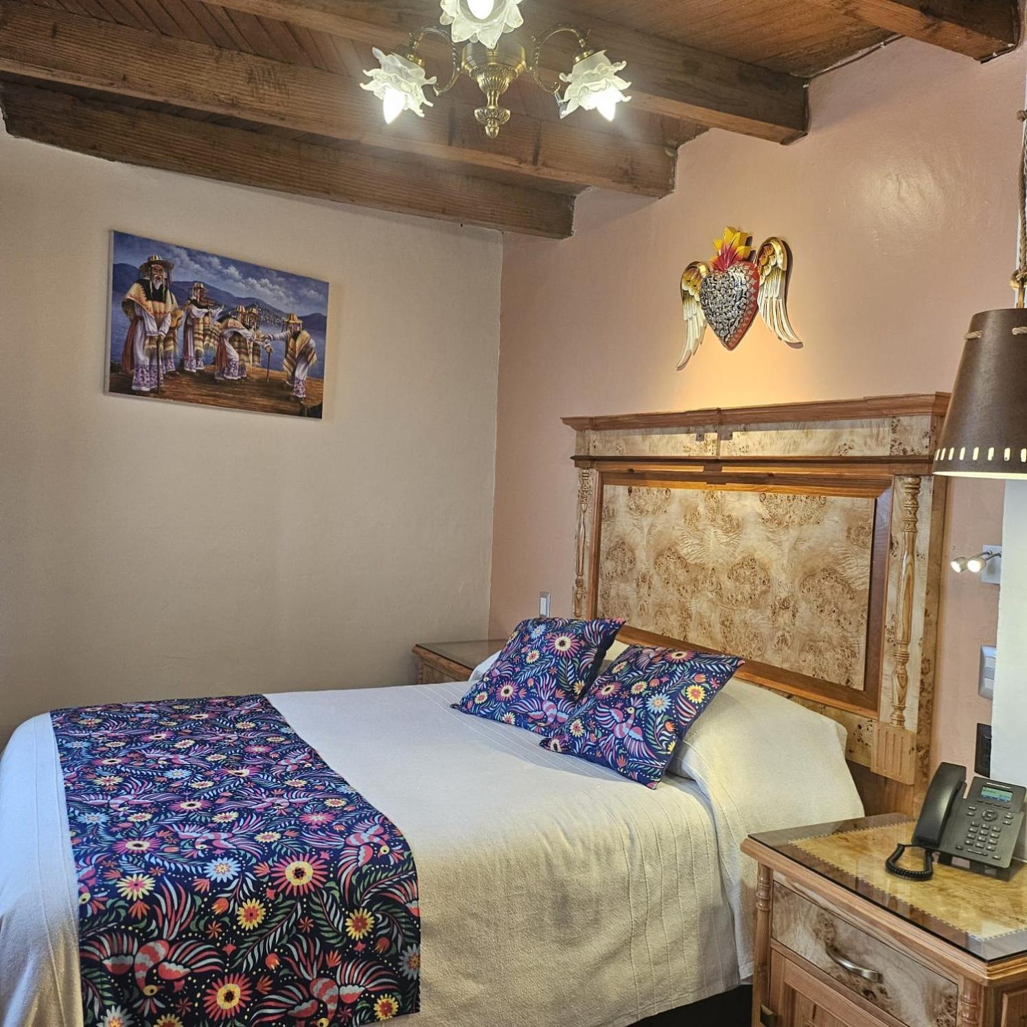 Hotel Casa Baez Patzcuaro Bagian luar foto