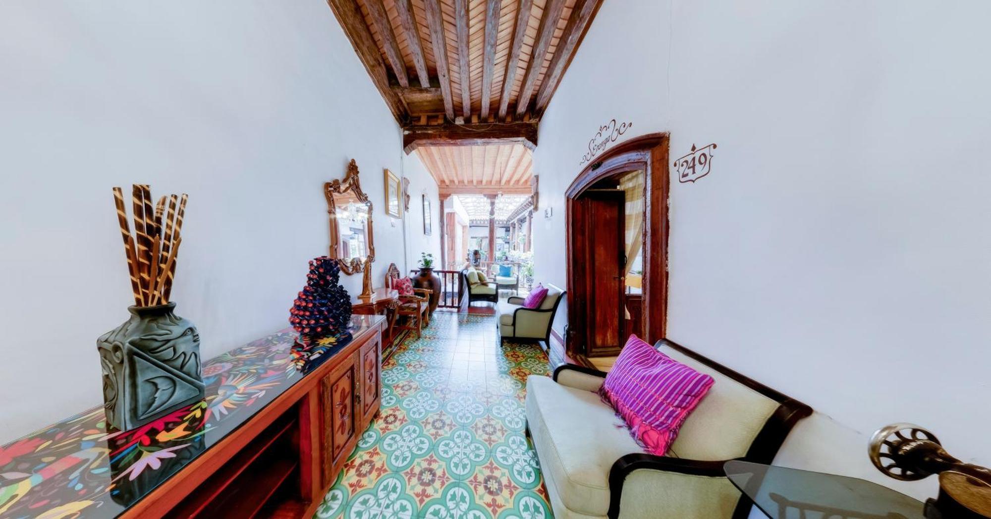 Hotel Casa Baez Patzcuaro Bagian luar foto