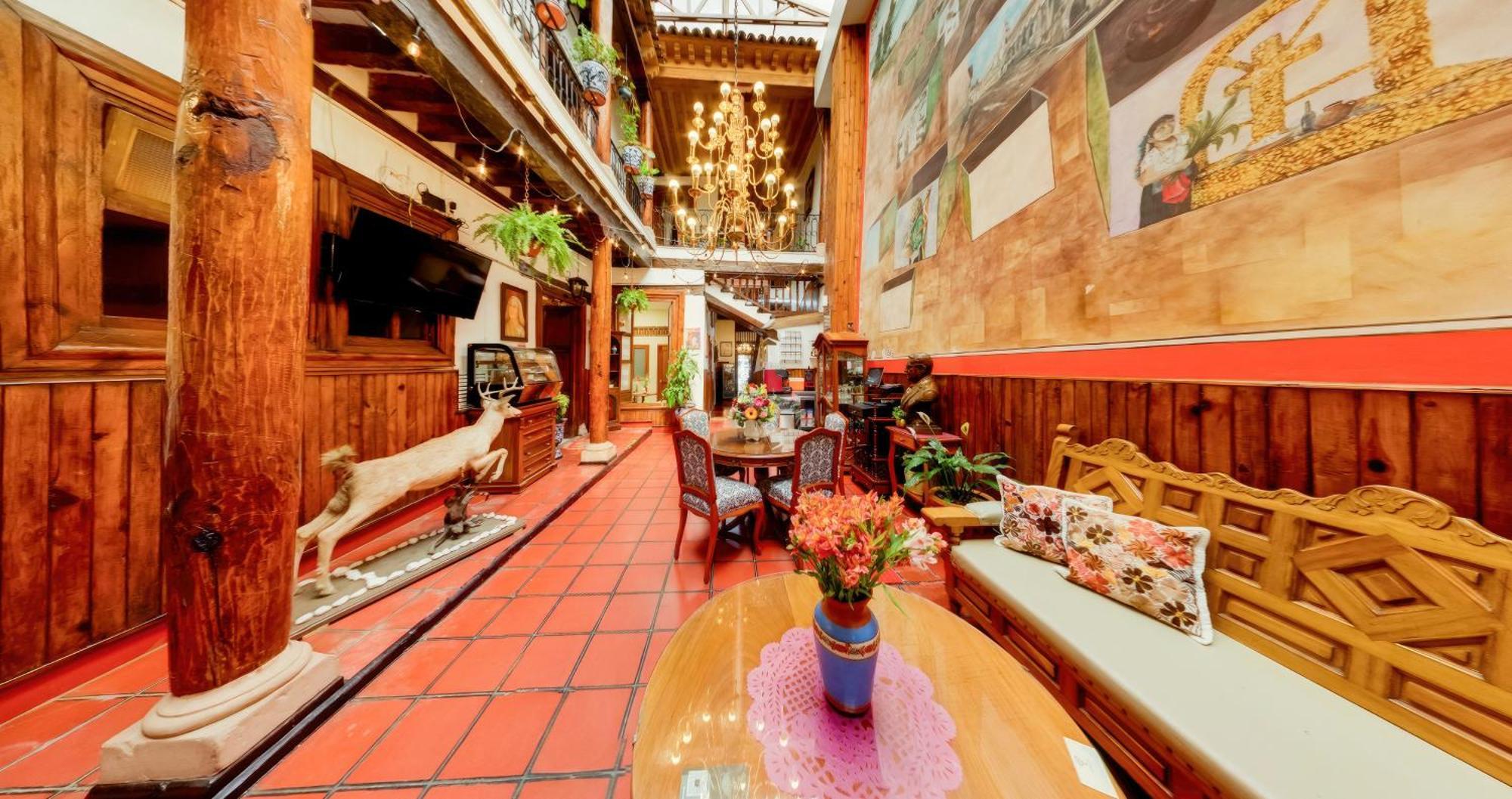 Hotel Casa Baez Patzcuaro Bagian luar foto
